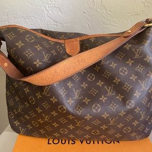 LOUIS VUITTON Monogram Canvas Delightful MM